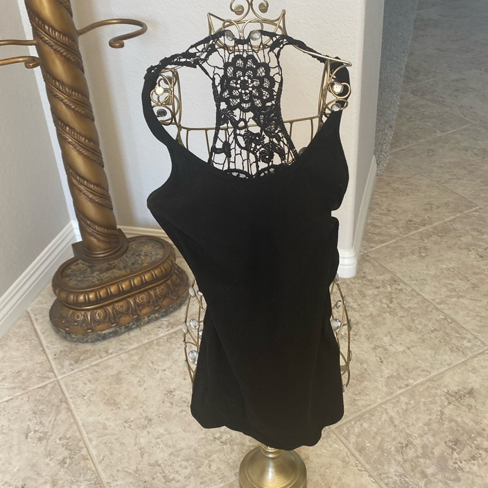 Razor back black tank top